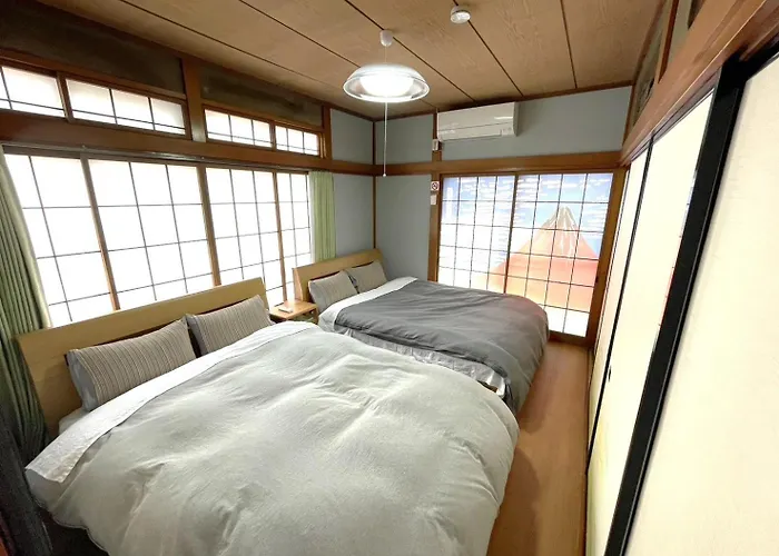 In Front Of Nikko Station 3Br Big Yard House