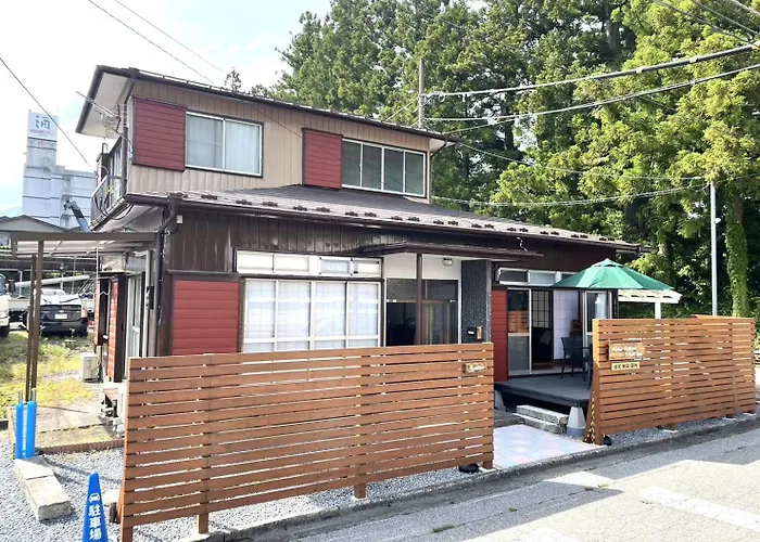 In Front Of Nikko Station 3Br Big Yard House