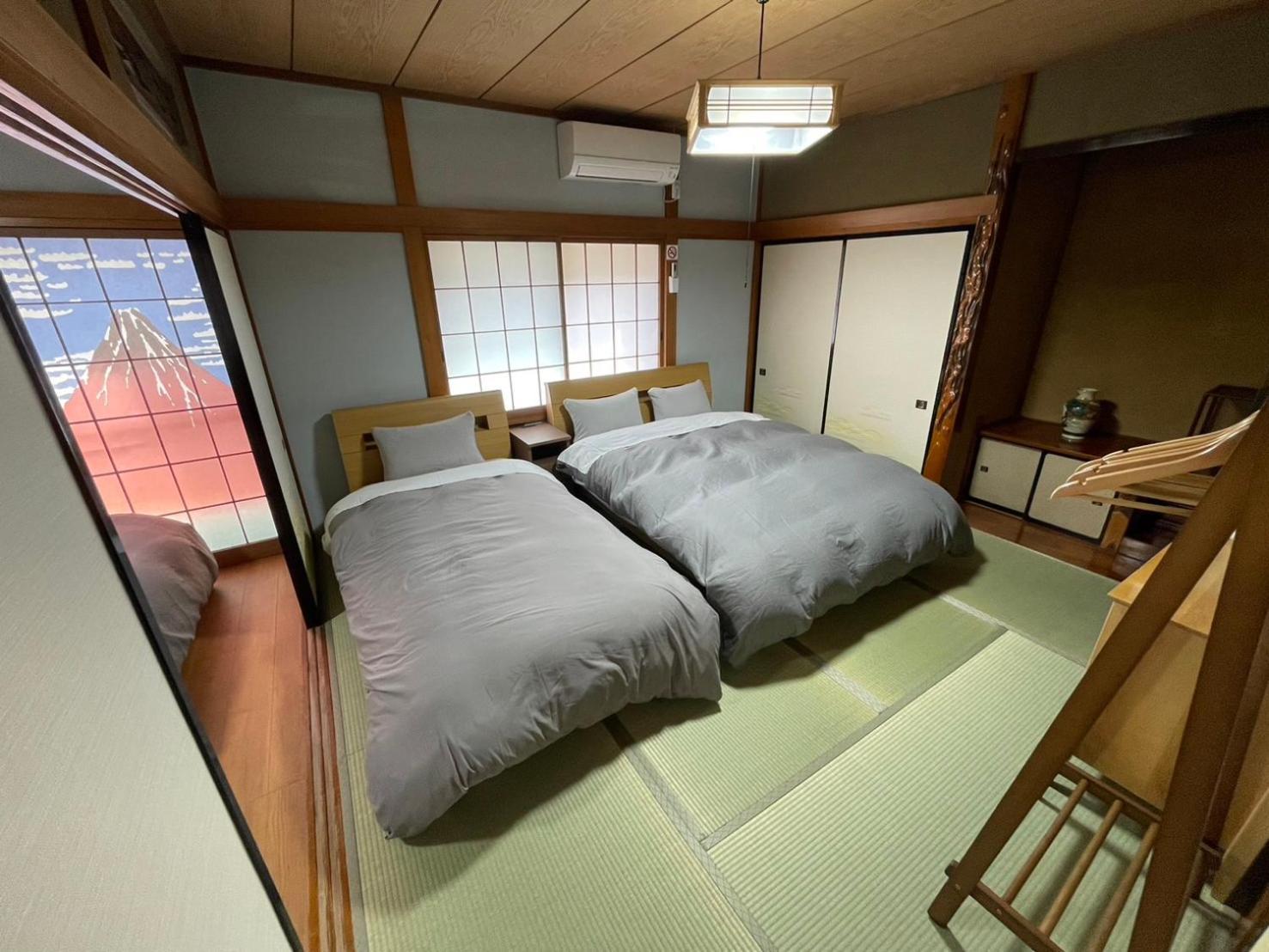 Apartment In Front Of Station 3br Big Yard House *