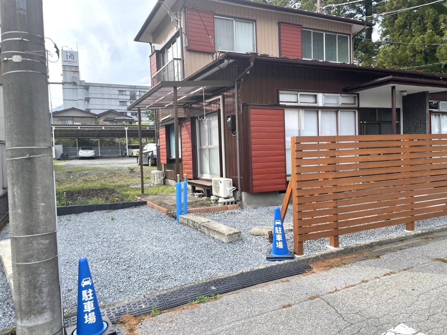 In Front Of Station 3br Big Yard House Apartment
